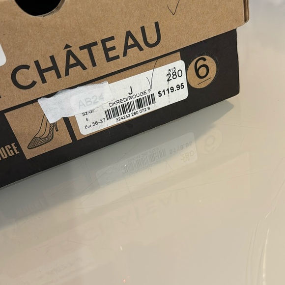 Le Chateau heels - size 6 - Picture 8 of 9